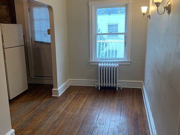 2nd image of 1304 N Clayton St #3