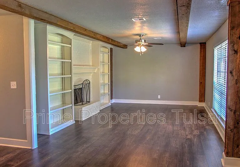 7907 E 80th St — Photo 12