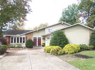 4624 Briarwood Dr, Lorain, OH 44053
