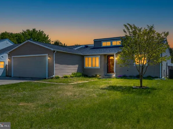 10601 Barnsdale Dr, Cheltenham, MD 20623