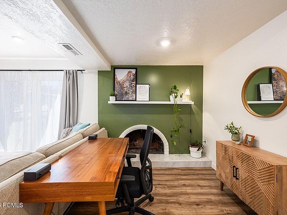 3rd image of 4878 S Highland Cir APT 2