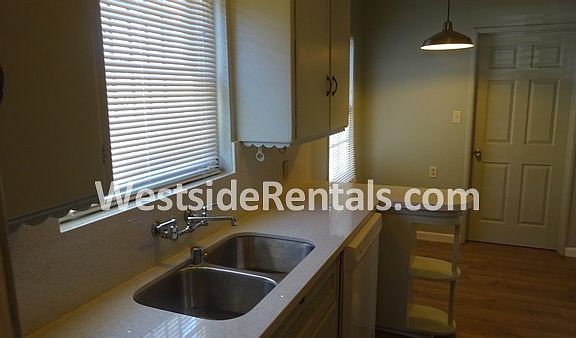 3rd image of 4548 W 62nd St