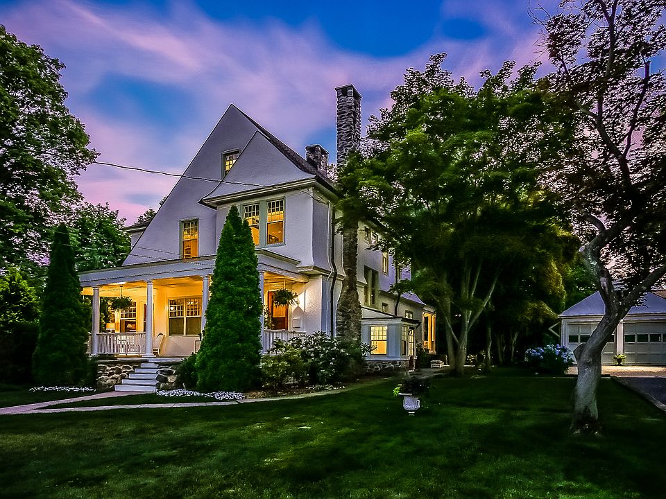 1st image of 8 Bonnett Ave