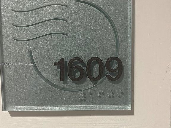 4th image of 350 S Miami Ave APT 1609