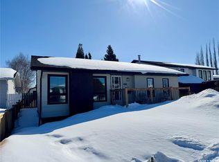 814 Carr PLACE, Prince Albert, SK S6V 7E1