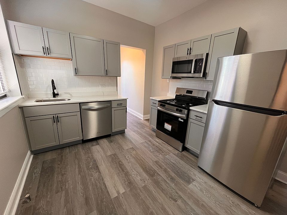 1st image of 4918 S Vincennes Ave APT 3R