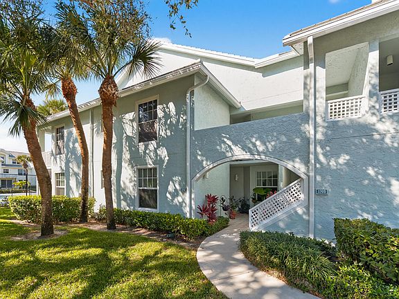 2nd image of 1703 Mizzenmast Way #1703