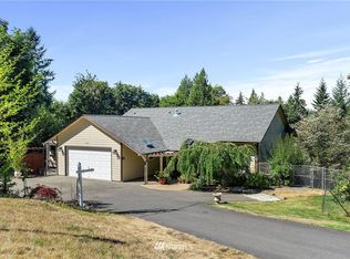 1924 Higgins Rd SE, Pt Orchard, WA 98366