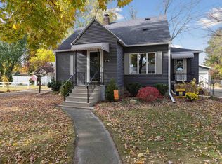 406 Burns St, Essexville, MI