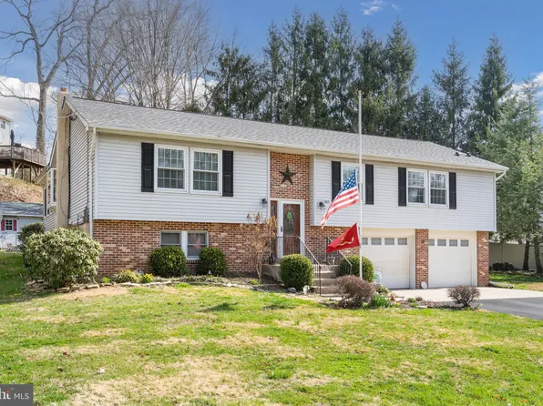 903 Woodvale Ave, Langhorne, PA 19047