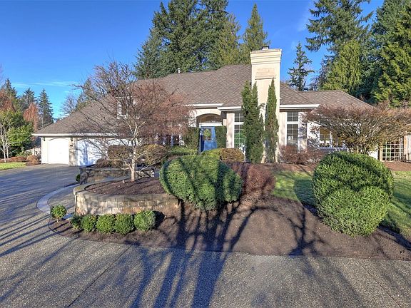 3rd image of 15704 223rd Avenue NE