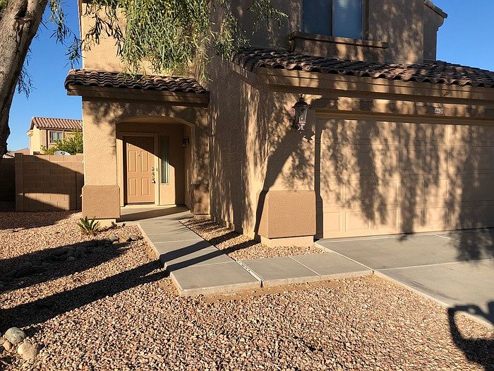 1st image of 16628 W Paradise Ln