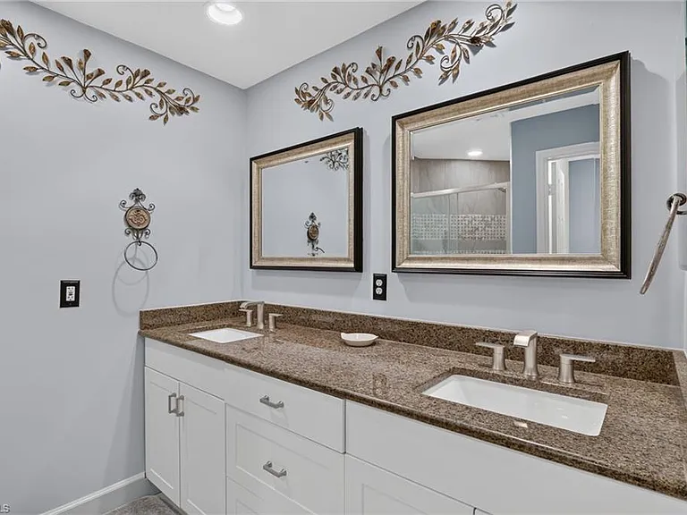 14907 Sterling Oaks Dr — Photo 20