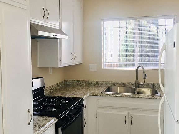 4th image of 4473 41st St #1
