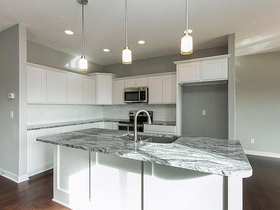 4th image of 1408 Ledges Dr