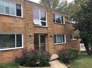 8522 Titchfield Ct APT B, Saint Louis, MO 63123