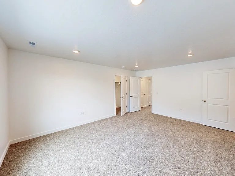 659 N 1850 E — Photo 8