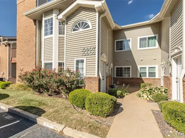10905 Vauxhall Dr, Saint Louis, MO 63146