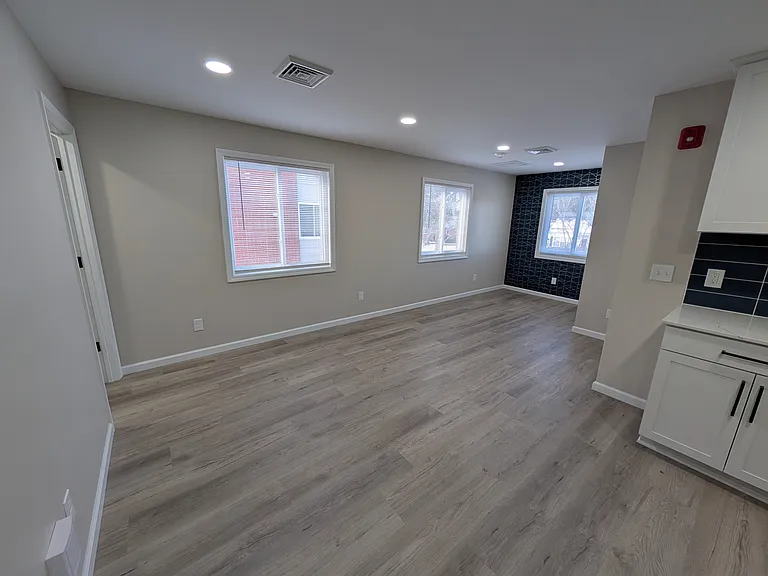 19 Terrel Dr #13 — Photo 6