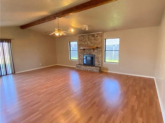 5th image of 3201 Edgewood Dr