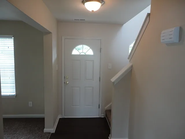 3660 Watkins Ridge Ct — Photo 8