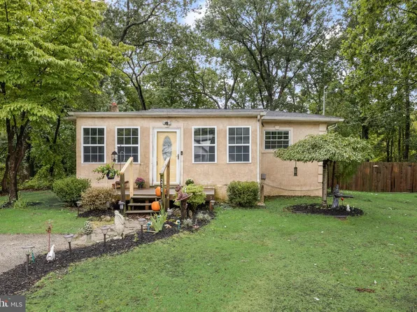 210 Garfield Ave, Chesilhurst, NJ 08089