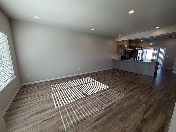 2nd image of 6001 Barge St #105