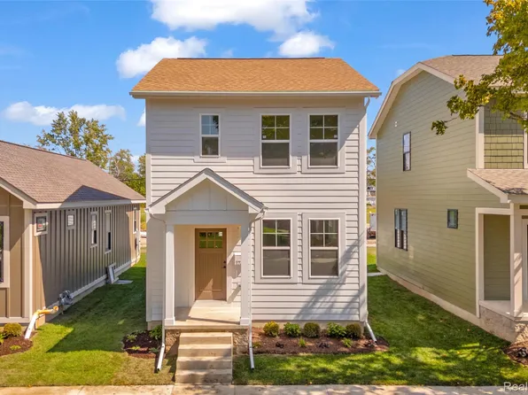 1746 Fischer St, Detroit, MI 48214