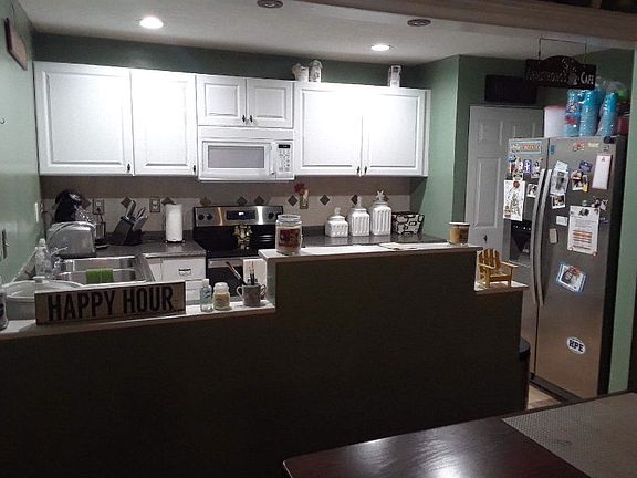3rd image of 101 Shaw Ferry Ln