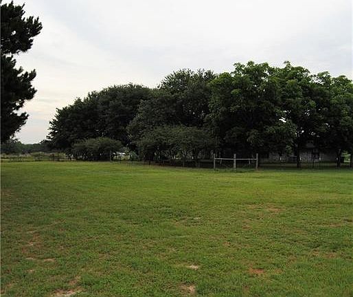 4th image of 23714 Chisolm Trl