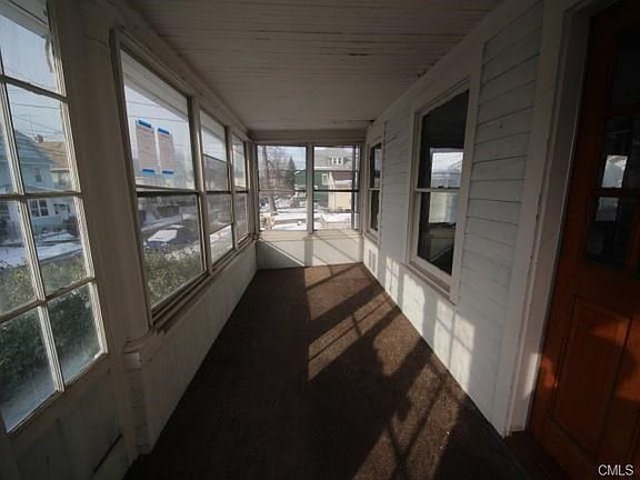 5th image of 12 Lincoln Ave
