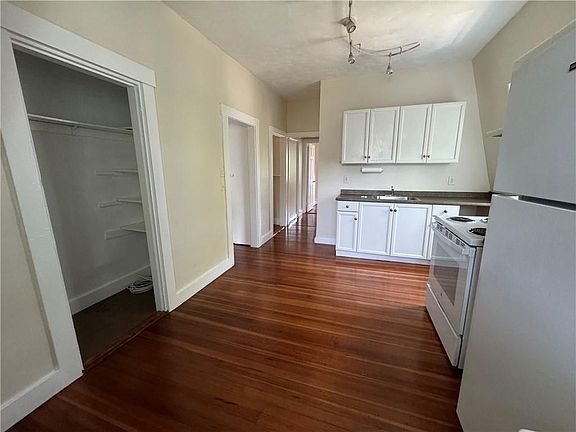 3rd image of 26 Ayrault St #3