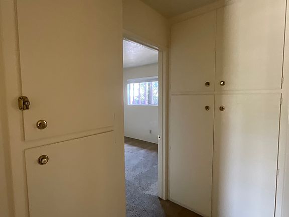 5th image of 624 Nancy St