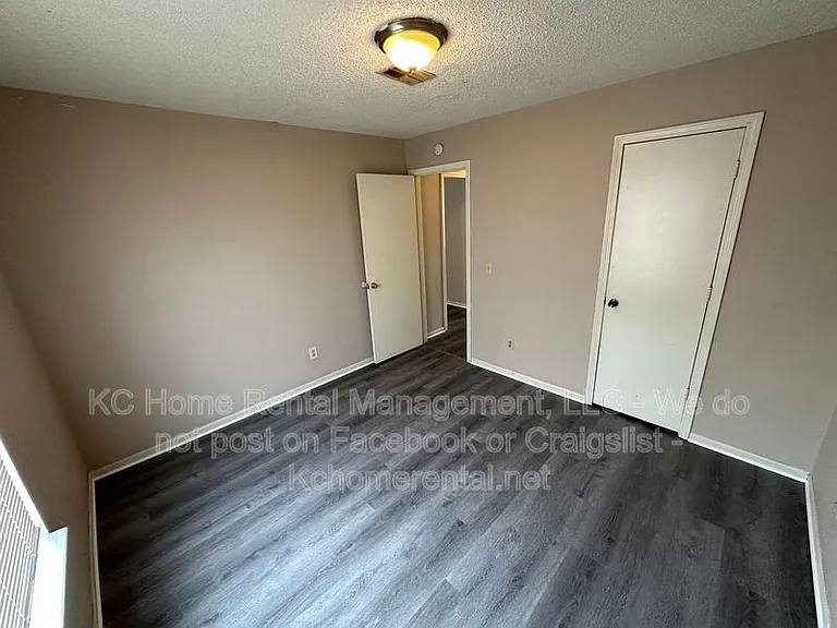 838 Saddlewood St #B — Photo 19