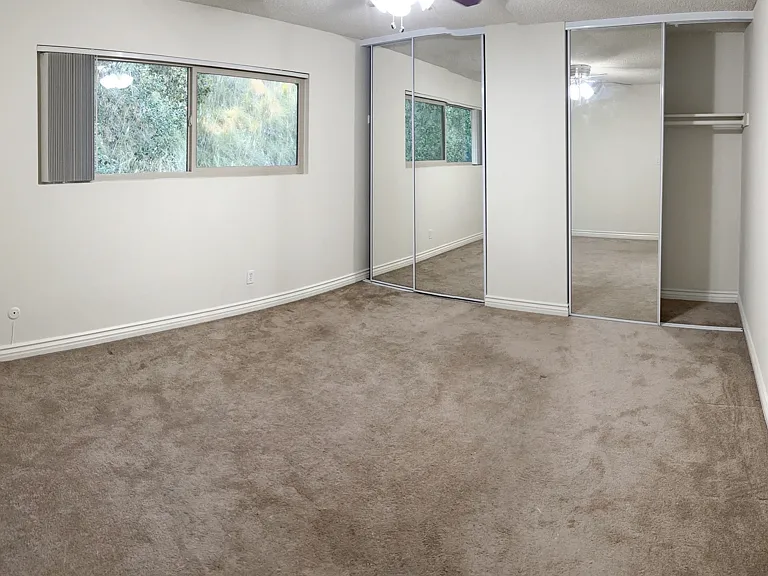 7516 Parkway Dr #2K — Photo 5