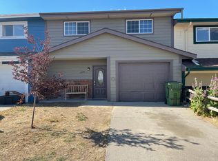 1378 Sweetwater Rd, Douglas, WY 82633