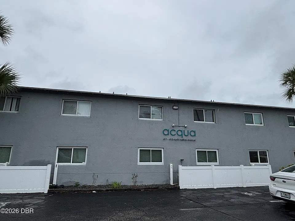 411 N Halifax Ave #106