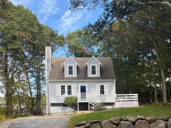 174 S Yarmouth Road, Dennis, MA 02638