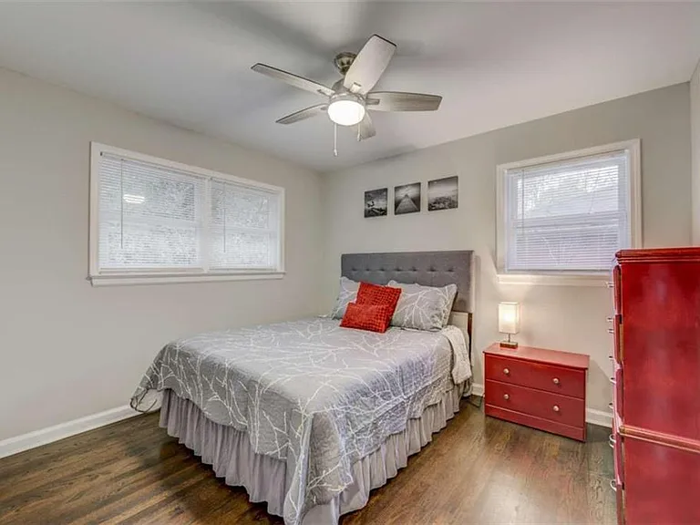 3041 Pasadena Dr — Photo 15