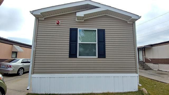 1st image of 8800 S Harlem Ave #2252-TRAIL