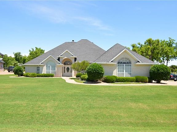 DESIGNED BY WHITECOTTON & BUILT TO PERFECTION ON THE NUTCRACKER GOLF COURSE IN PECAN PLANTATION
