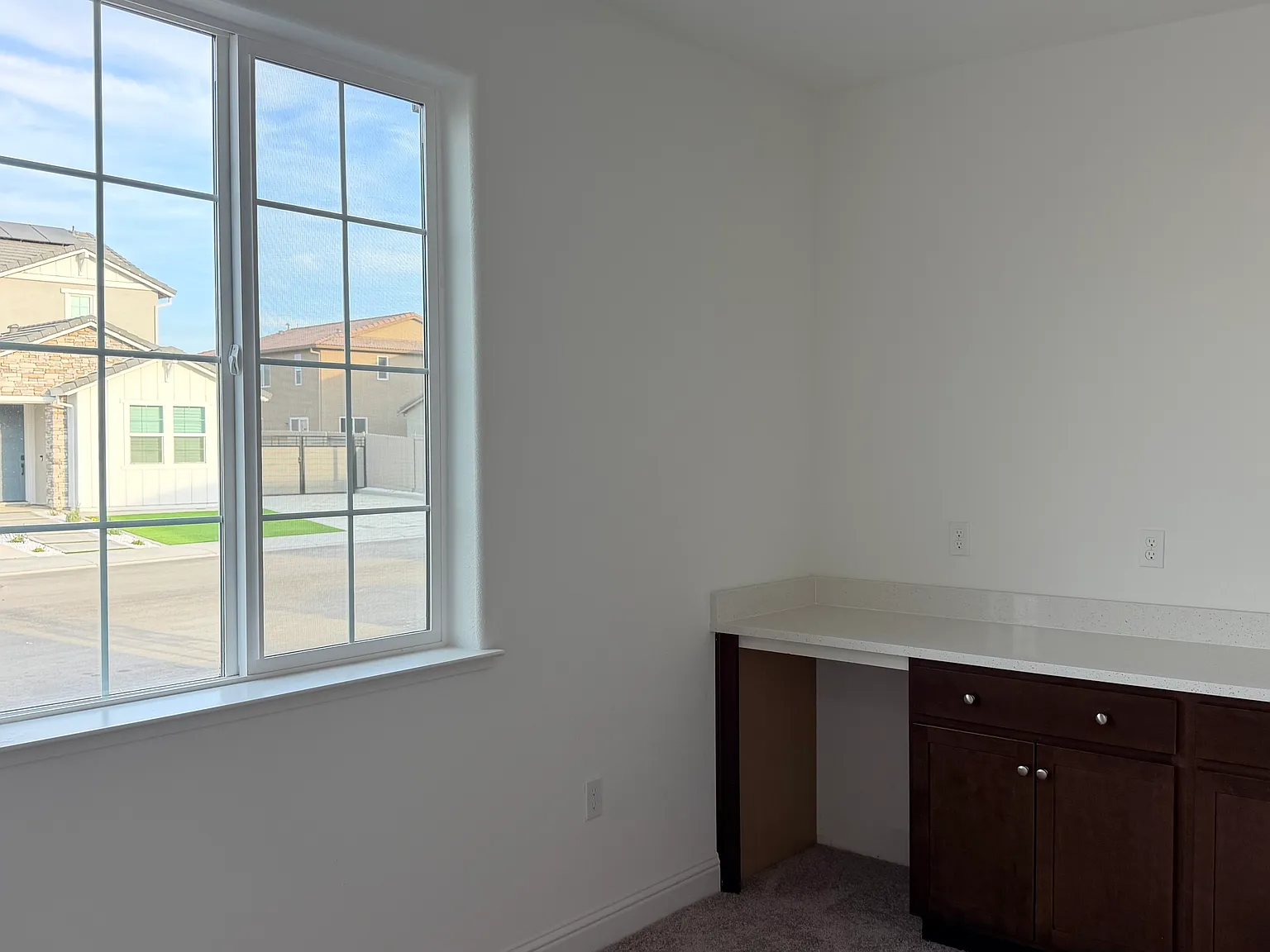Harvard Way, Manteca — Photo 4