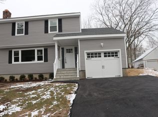 134 Overlook Ave, Fairfield, CT 06824