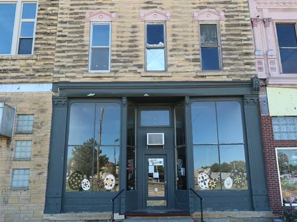 423 27th St, Wilson, KS 67490