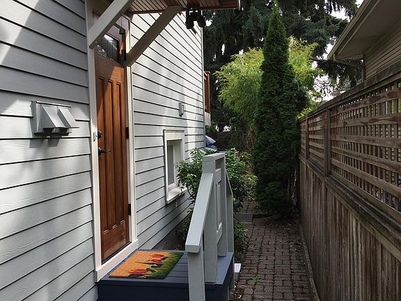 Apartment Entrance