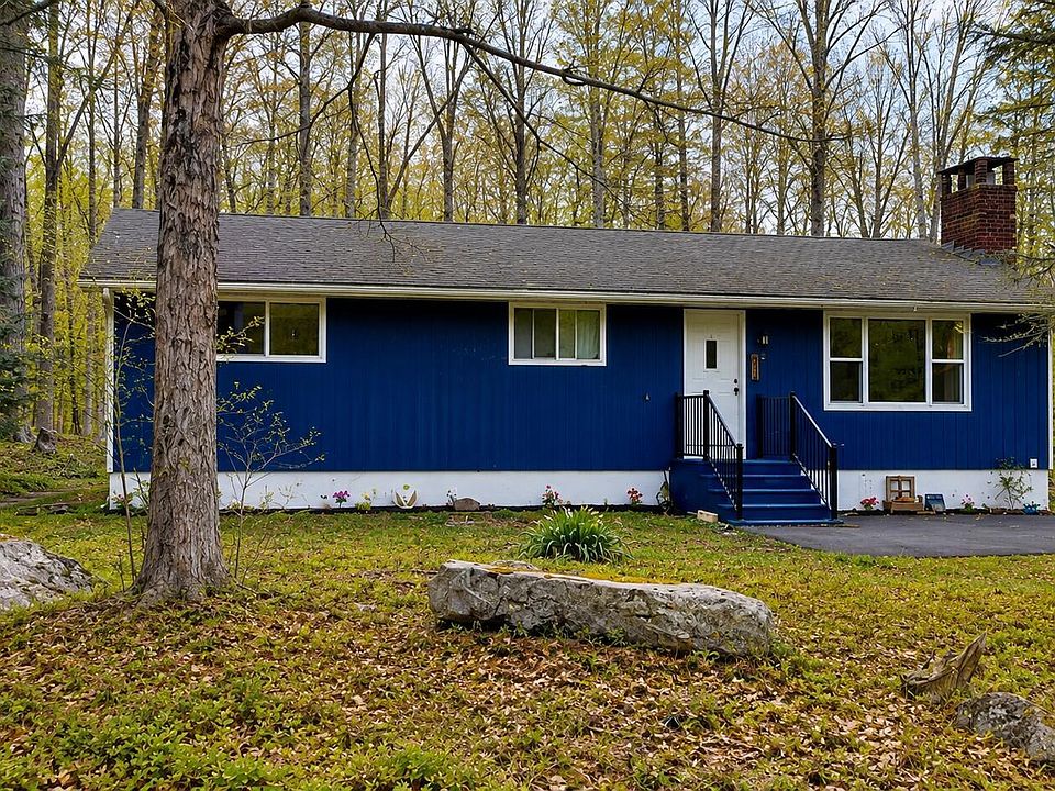 1st image of 105 Wagoner Ln