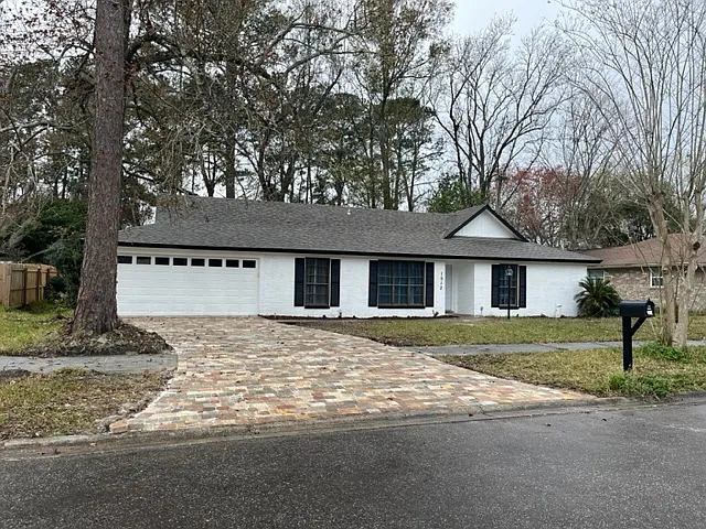 5 bed, 1890 sqft, $2,150 — Photo 2