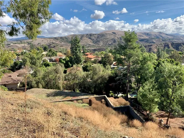 10321 Overhill Dr, Santa Ana, CA 92705