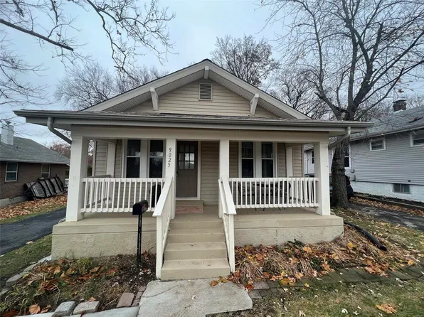 9025 Lackland Rd, Saint Louis, MO 63114