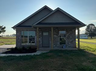12592 Sommers Rd, Athens, AL 35611